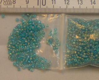 Rocailles 2mm aqua AB. 450 gram.