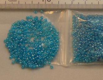 Rocailles 2mm trans. blauw. 450 gram.